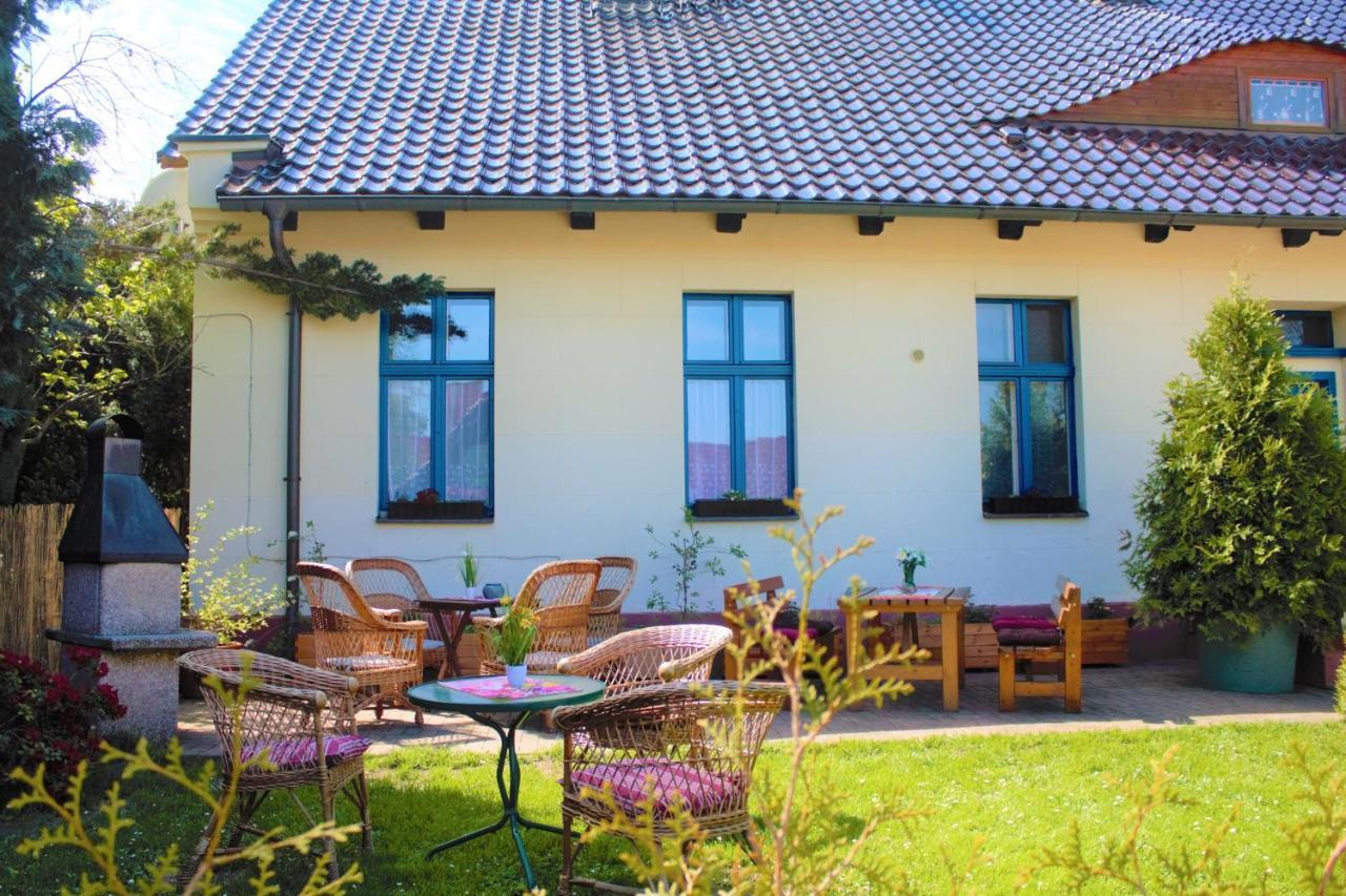Zum Alten Schulhaus Burg  Exterior photo